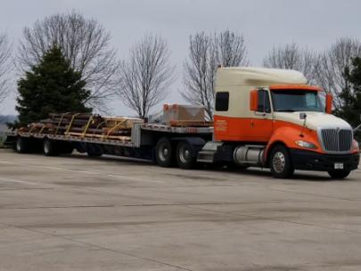 Image of a semi truck.