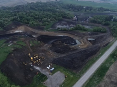 Image of Mariposa Lake being drained.